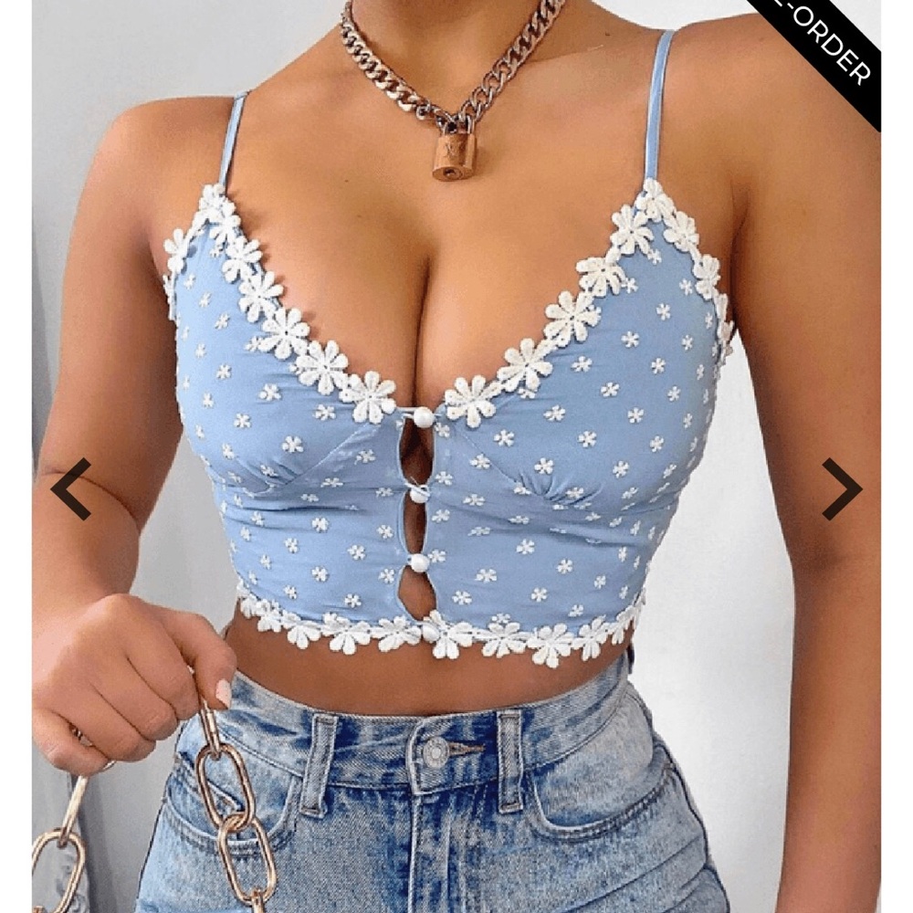 Daisy Trim Button Detail Crop Top
